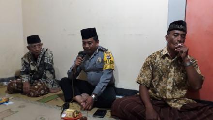 Bhabinkamtibmas Desa Ringinharjo Sambang Kamling di Deresan RT 02